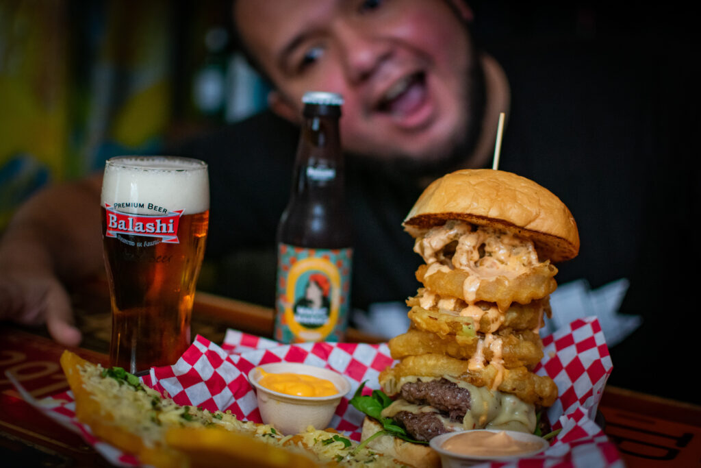 3 ALRAM BUERGER LOCAL STORE ARUBA